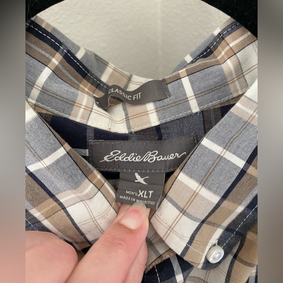 Men's Eddie Bauer - Classic Fit - Plaid Shirt - Navy and Tan - Size XLT - Picture 2 of 4